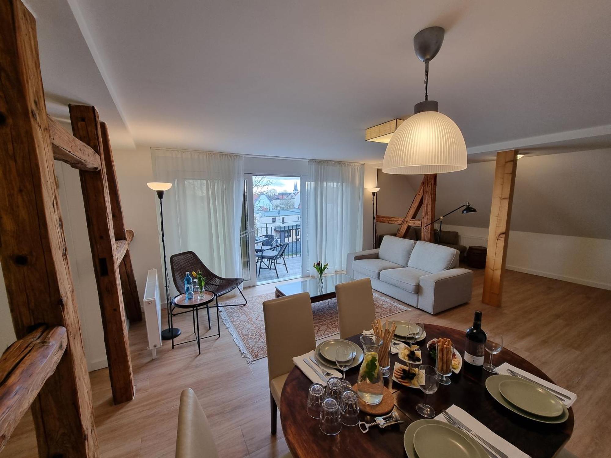 Hotel Burg Wanzleben Экстерьер фото