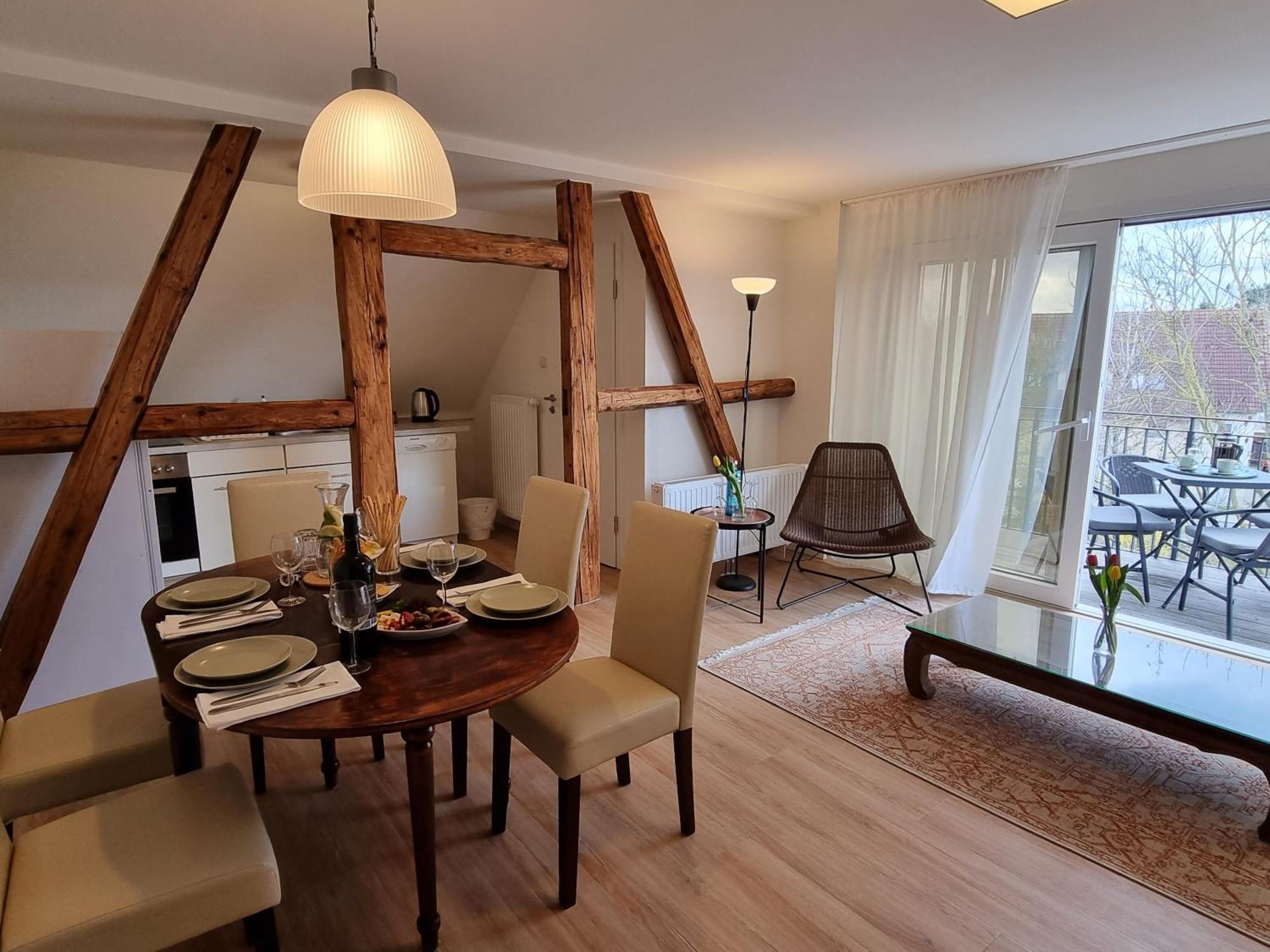 Hotel Burg Wanzleben Экстерьер фото