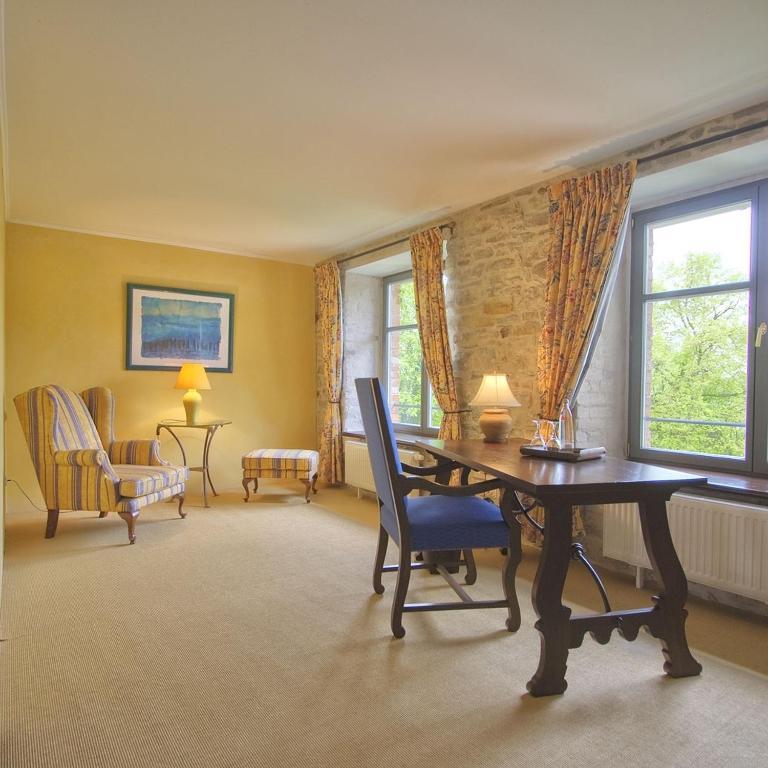 Hotel Burg Wanzleben Номер фото